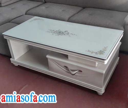 Hình ảnh mẫu bàn sofa đẹp mầu trắng sang trọng